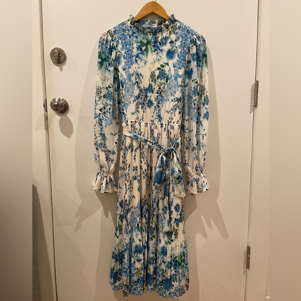 Vici, High-Neck Blue Floral Dress, Size Medium
